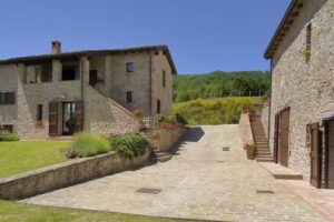 Lodole Country House