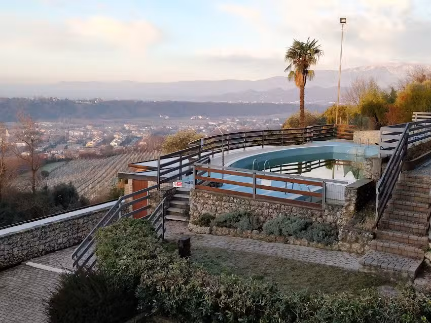 Logis Albergo Alla Pineta