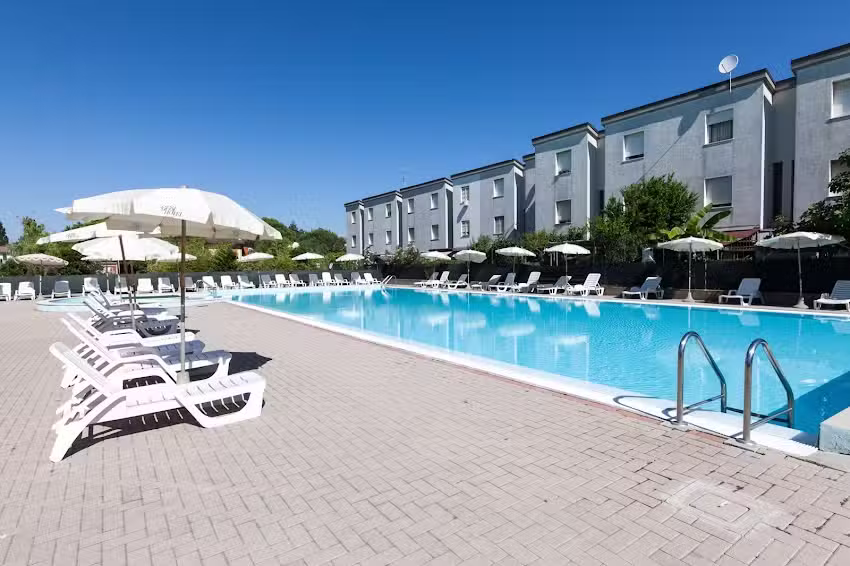 Long Beach Village Hotel