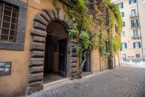 Lovely flat in the heart of Trastevere