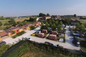 Lucciole Nella Nebbia Camping Villaggio Turistico con Ristorante