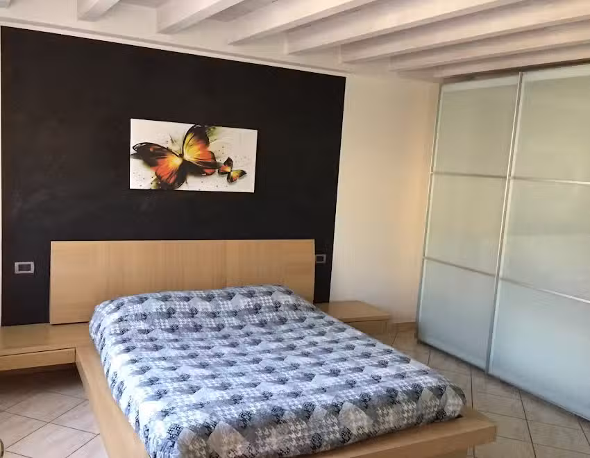 Luminoso appartamento con soppalco