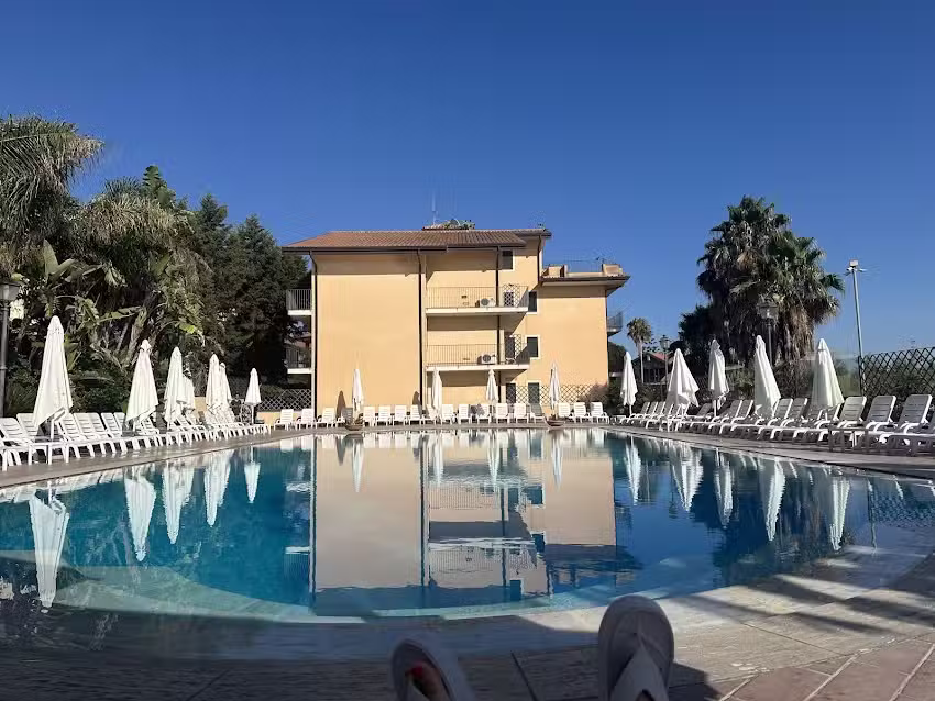 Magnolia Club Residence