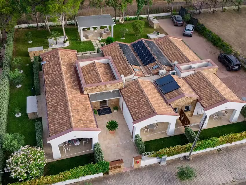 MARISTESI – SUITES&ROOMS