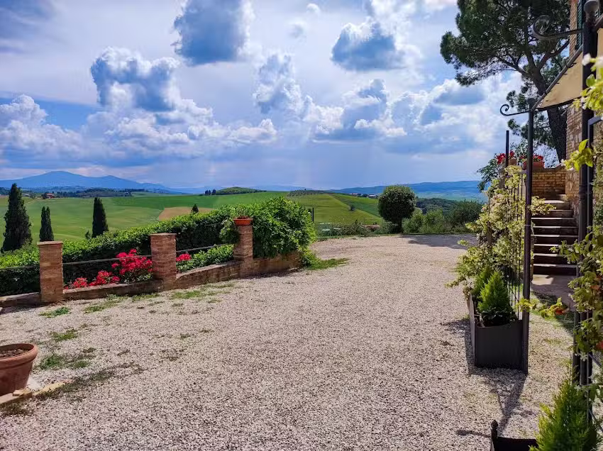 Mascagni Farmhouse in Val d’Orcia