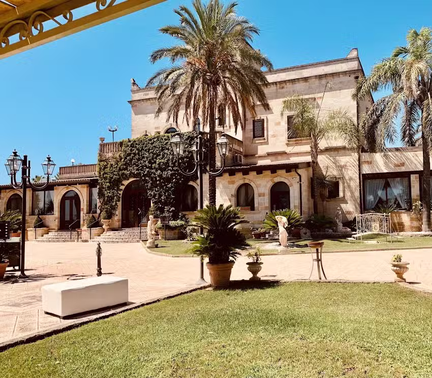 Masseria Grottella – Resort – Location Eventi – Ristorante – Piscina
