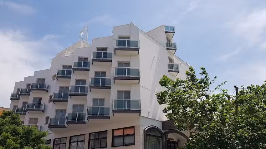 Mediterranea Hotel – Resort & Convention Center