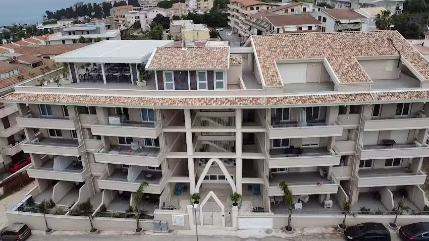 Middletown Palace Tropea