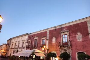 Milazzo: La porta delle eolie