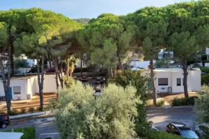 Mira Hotel Residence