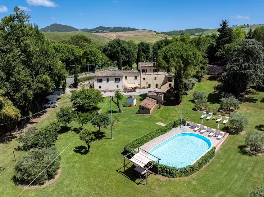 Molino del Prato -Agriturismo con Piscina