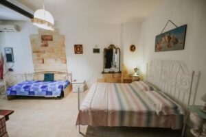 Monolocale “Le Sciabiche” – Bed & Wine