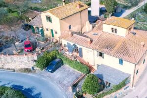 Montechiari in Chianti B&B (CIN: IT048021C1JK7QB5JN)