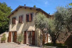 Montecorneo Country House S.n.c. di Marchini Carla