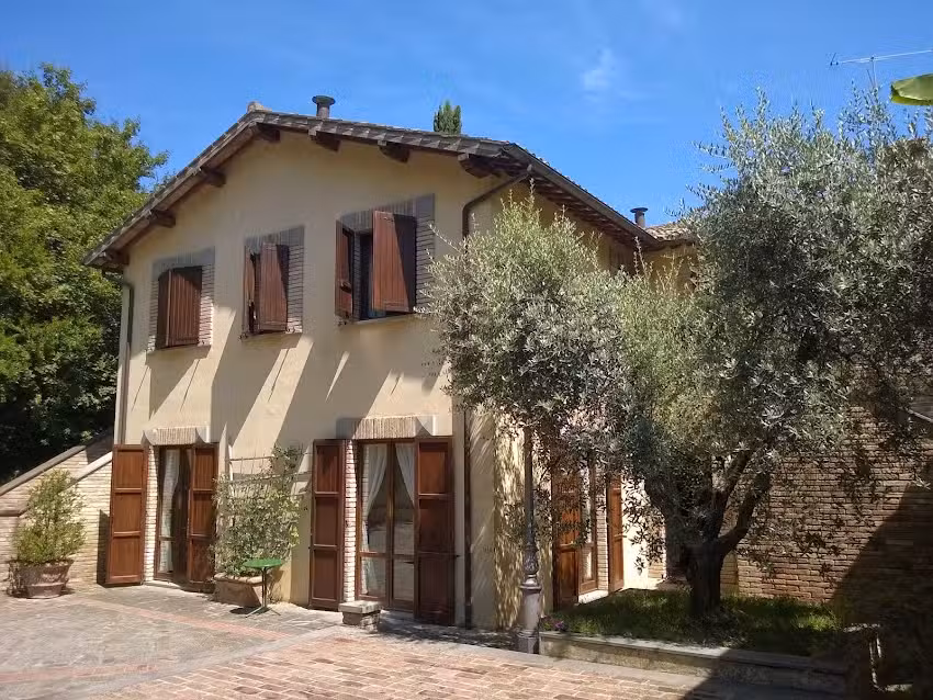 Montecorneo Country House S.n.c. di Marchini Carla