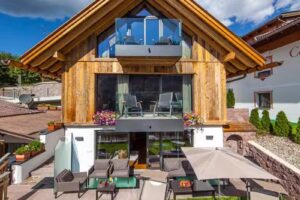 Mountain Chalet Ghilga