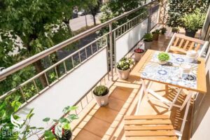 Mr Brown – Marconi