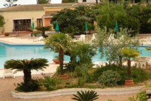 Nicolaus Club Quattro Lune