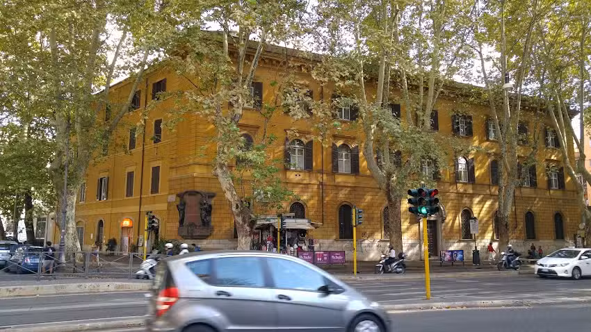 Nina Casetta De Trastevere