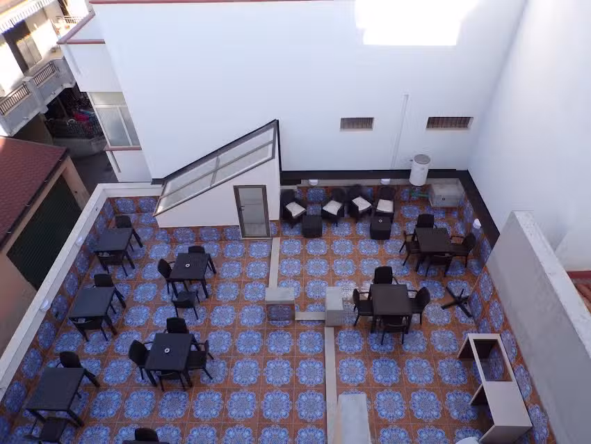 NUOVA AURORA Rent Rooms