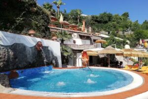 ‘O Vagnitiello Ischia – Parco Balneare Idroterapico – Sauna – Mare – Camere – Ristorante