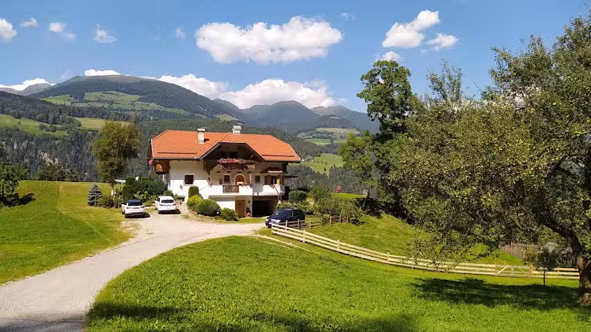 OBERPLUNERHOF Chalet & Farm Holidays