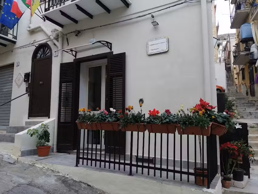 Opera Boutique Rooms B&B e Affittacamere