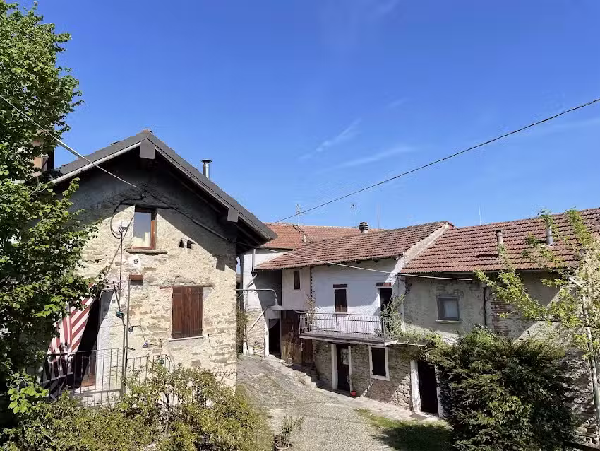 Orbregno Country Houses