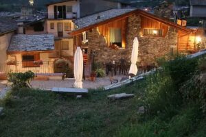 Ostello del Castello Tirano / BB