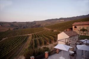 Palas Cerequio Barolo Cru Resort