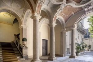 Palazzo Del Carretto – Art Apartments and Guesthouse