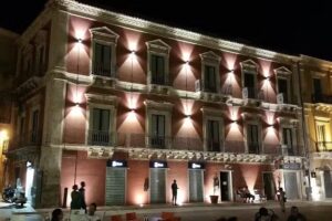 Palazzo Melfi Suite Hotel