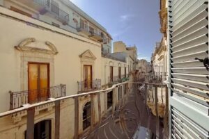 Palazzo Russo Ortigia Suite & Apartments