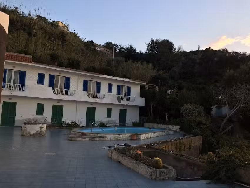 Paradise Beach Hostel