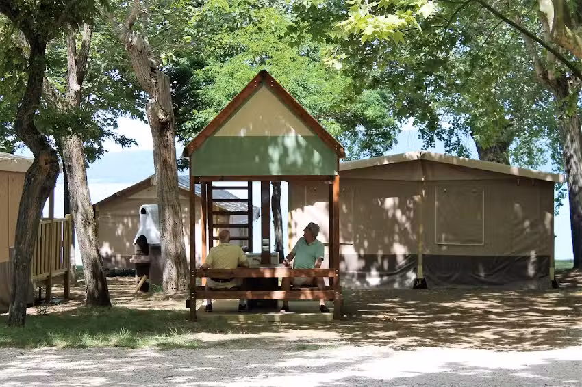 Parco del Lago Glamping & Lodges