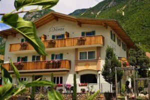 Pension Dolomiten