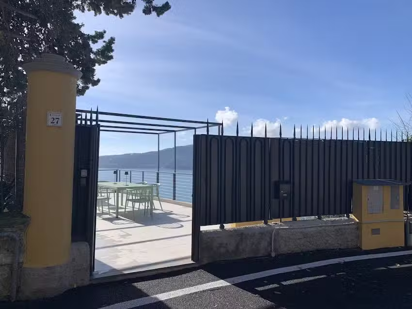 Penthouse Marina di Bardi, Zoagli