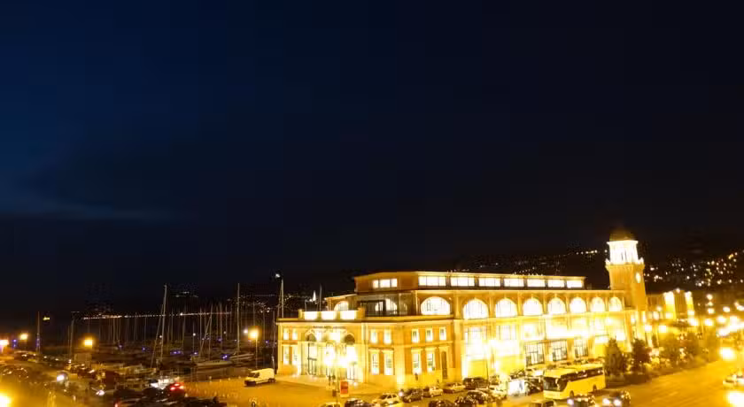 Piazza Venezia Le Camere