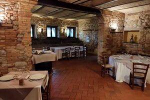 Podere degli Asinelli – Ristorante, Piscina, b&b, Location Città Sant’Angelo (Pescara)