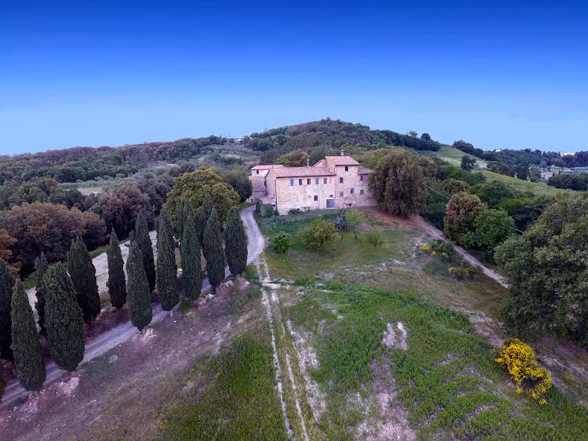 PODERE POMPONE E POLA