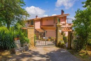 Poggio Della Roverella B&B