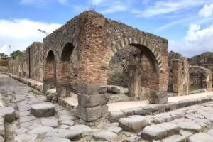 Pompeii Ruins de Charme