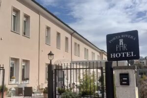 Porta Rivera Hotel