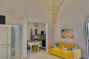 Pozzelle Holiday House