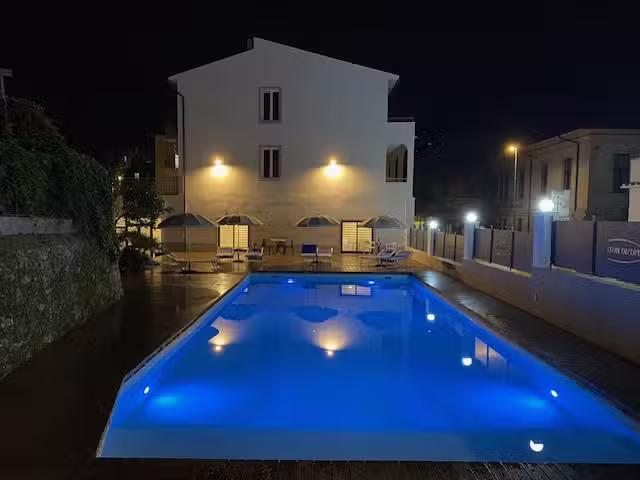 Primo Hotel