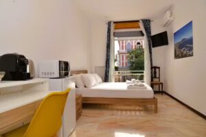 Punto Felice Riviera – Centro Città Lungomare Caracciolo