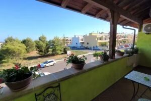 Queen’s Luxurious House