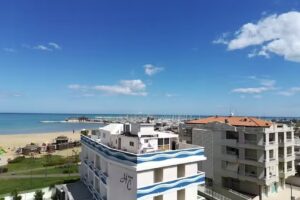 Record Di Merlini Gloriano & C. Snc