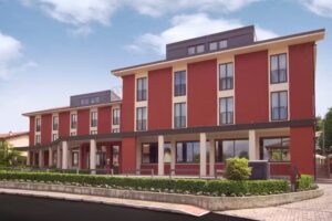 Red’s Redaelli Hotel