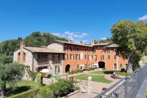 Residence Borgo Mondragon